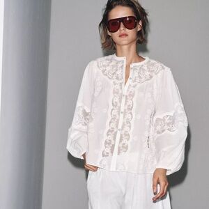 ZW COLLECTION EMBROIDERED SHIRT
Zara White Floral Lace Blouse